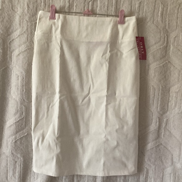 NWT      Ivory skirt - Picture 2 of 4